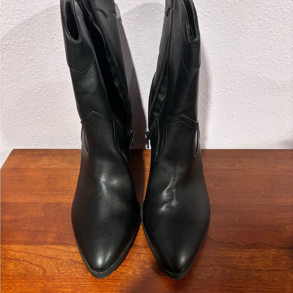 LC Lauren Conrad Black Heeled Boots